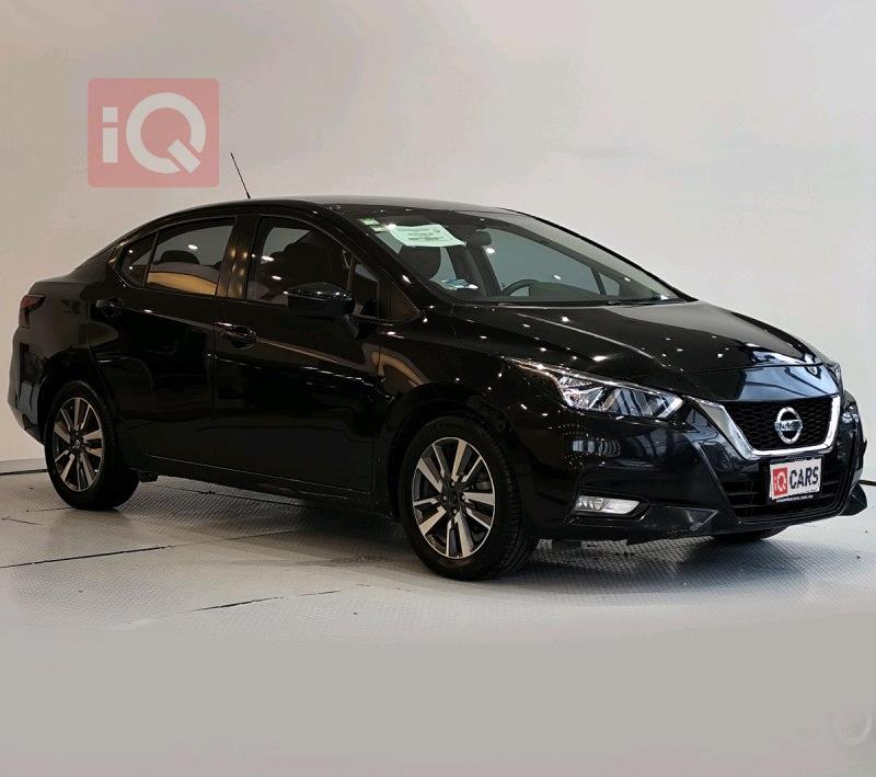 نيسان فيرسا